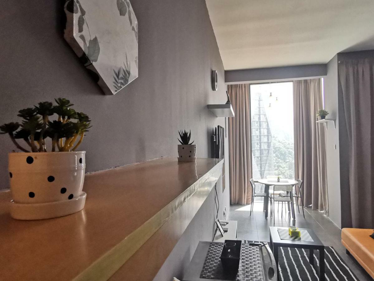 Proper Suites@Empire Damansara Petaling Jaya Exterior foto
